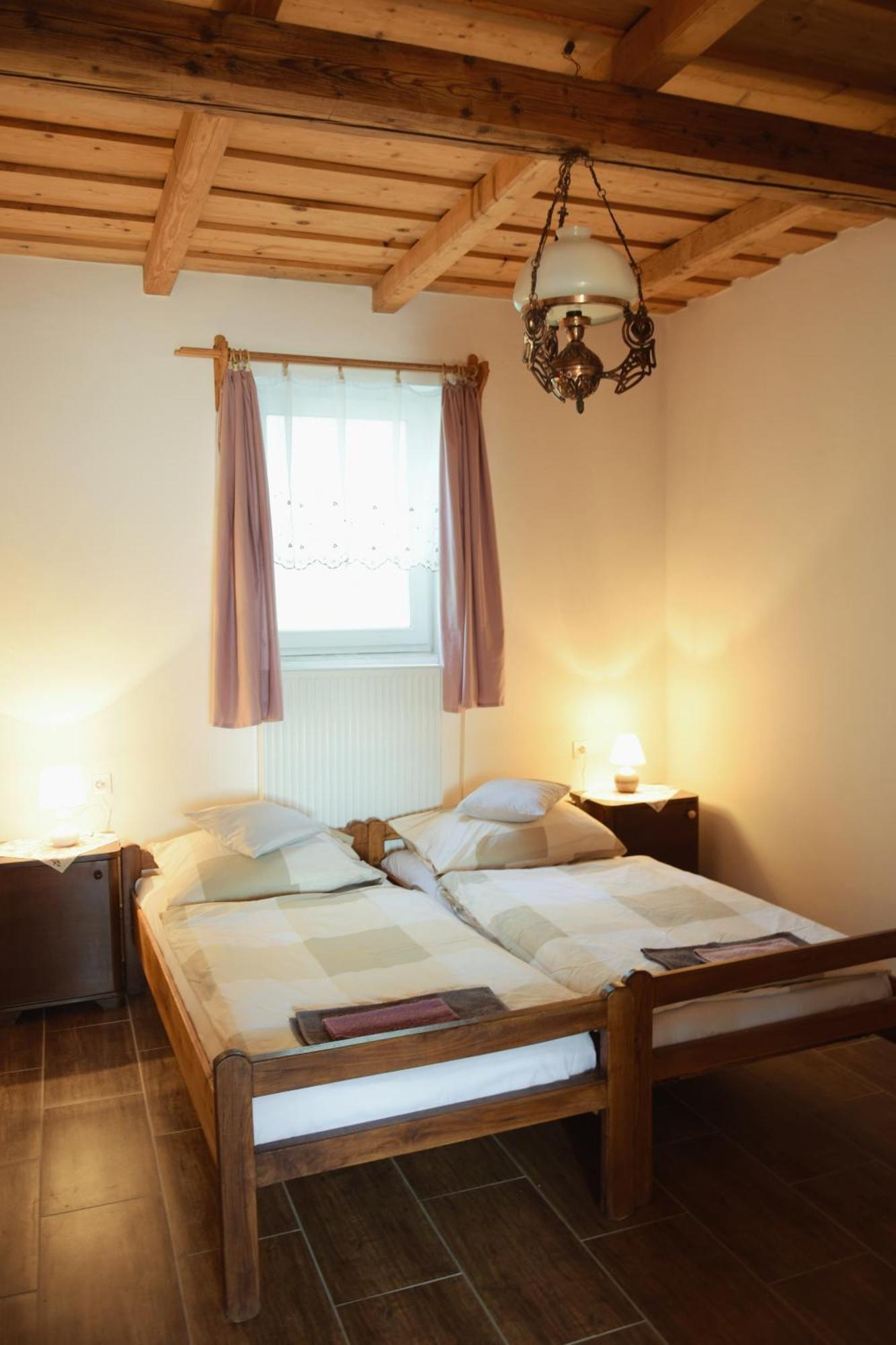 Anna Apartman Apartment Maroslele Exterior photo